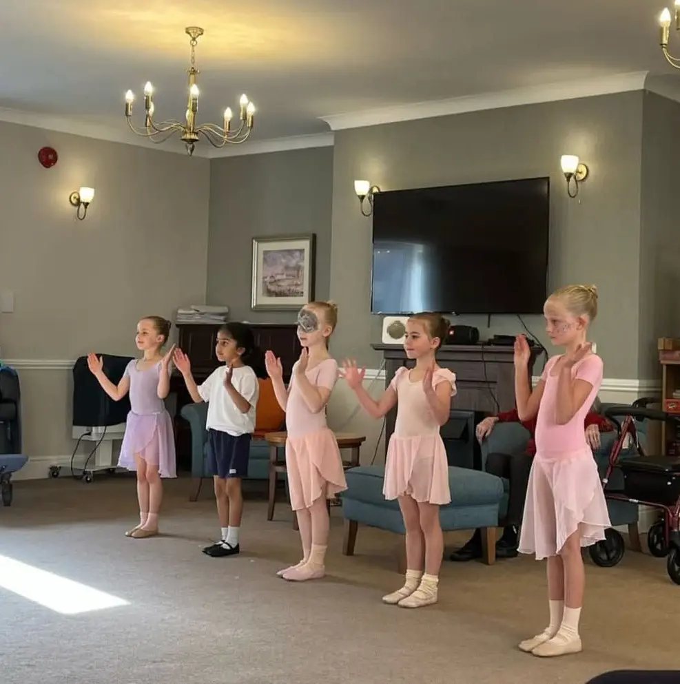  OptimizedImage,Optimized