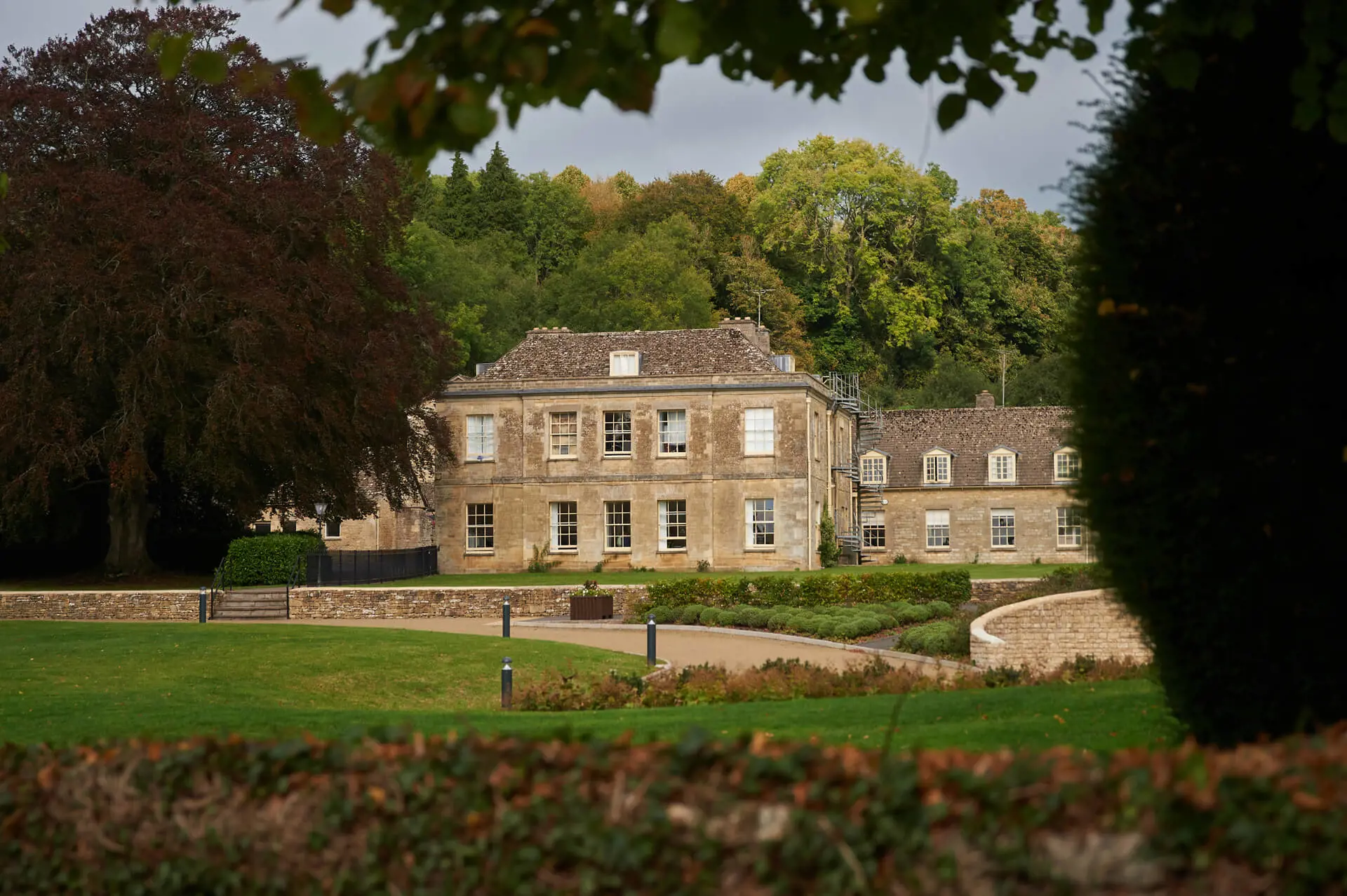 Rendcomb College Grounds